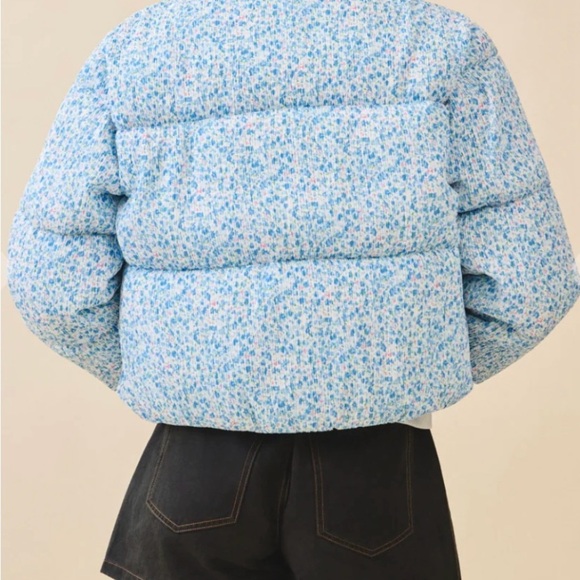 TCEC Light Blue Floral Puffer Jacket - Picture 2 of 5